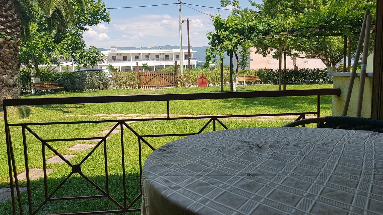Lotos Apartments Stavros  Ngoại thất bức ảnh